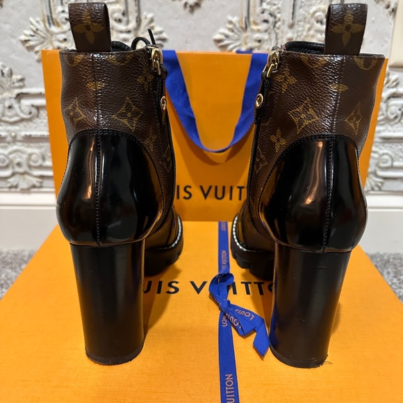 Louis Vuitton Star Trail Ankle Boot - Size 8 - Wore Once - Picture 2 of 16
